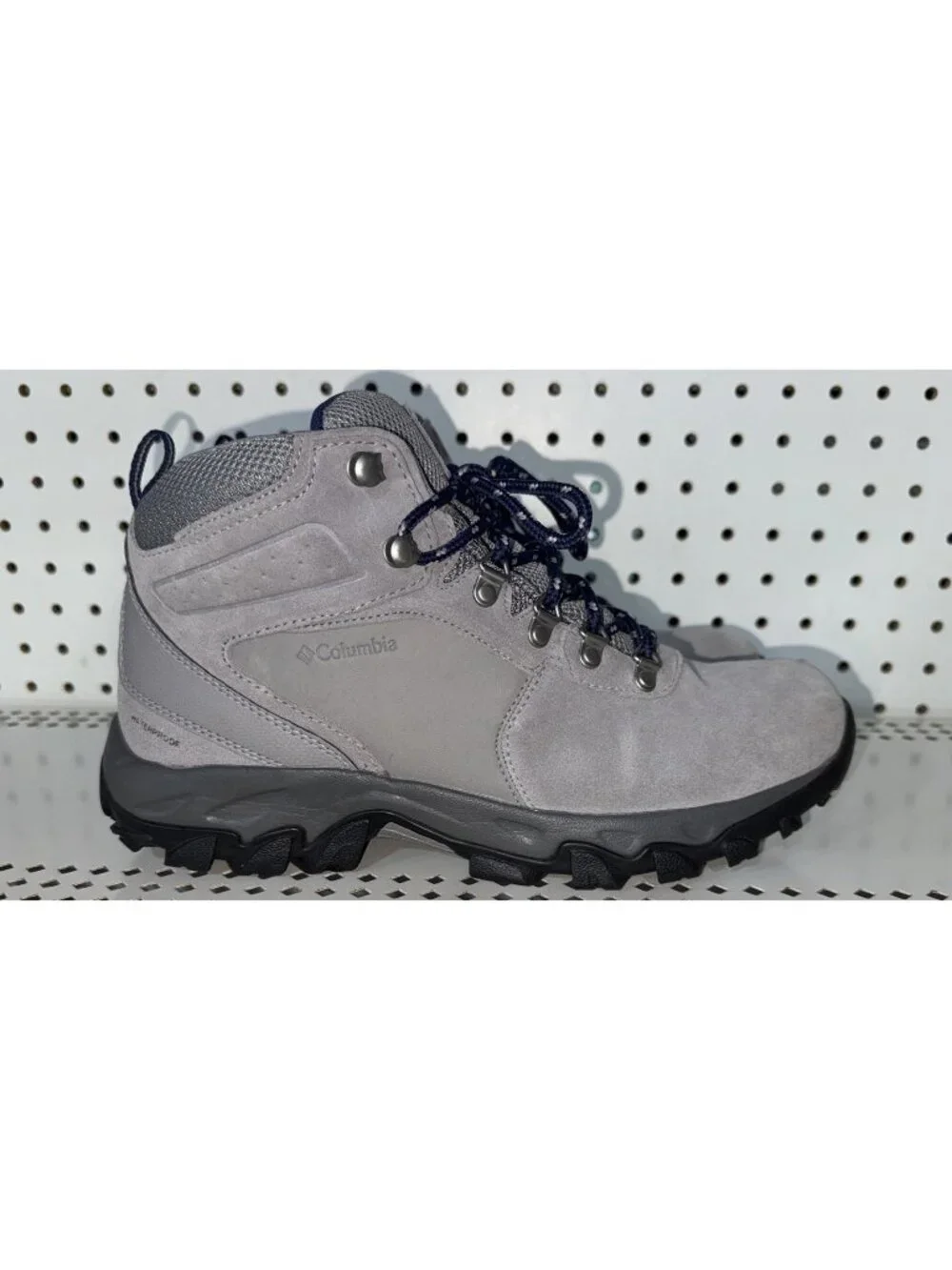 Columbia Newton Ridge Plus II Mens Athletic WP Hiking Trail Boots Size 9 Gray